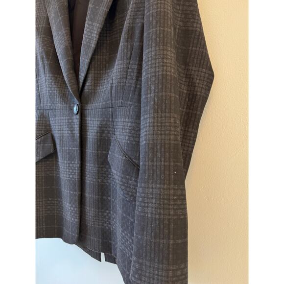 Elie Tahari Black Plaid Blazer - Picture 3 of 8